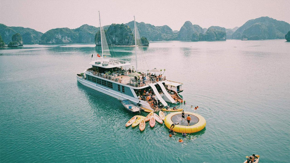 Halong Catamaran Day Trip