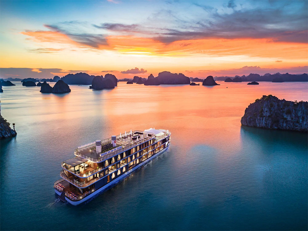 Heritage Discover Cruise